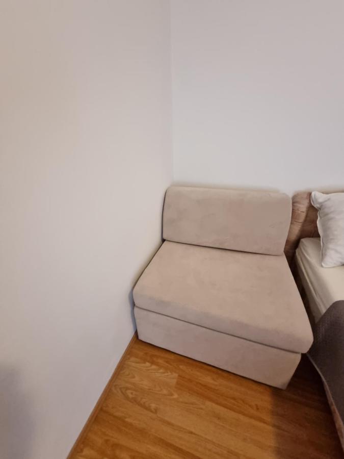 Apartments Lili Biograd Na Moru Exterior photo