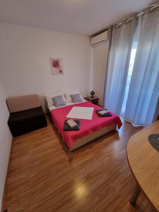 Apartments Lili Biograd Na Moru Exterior photo