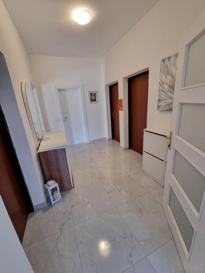 Apartments Lili Biograd Na Moru Exterior photo