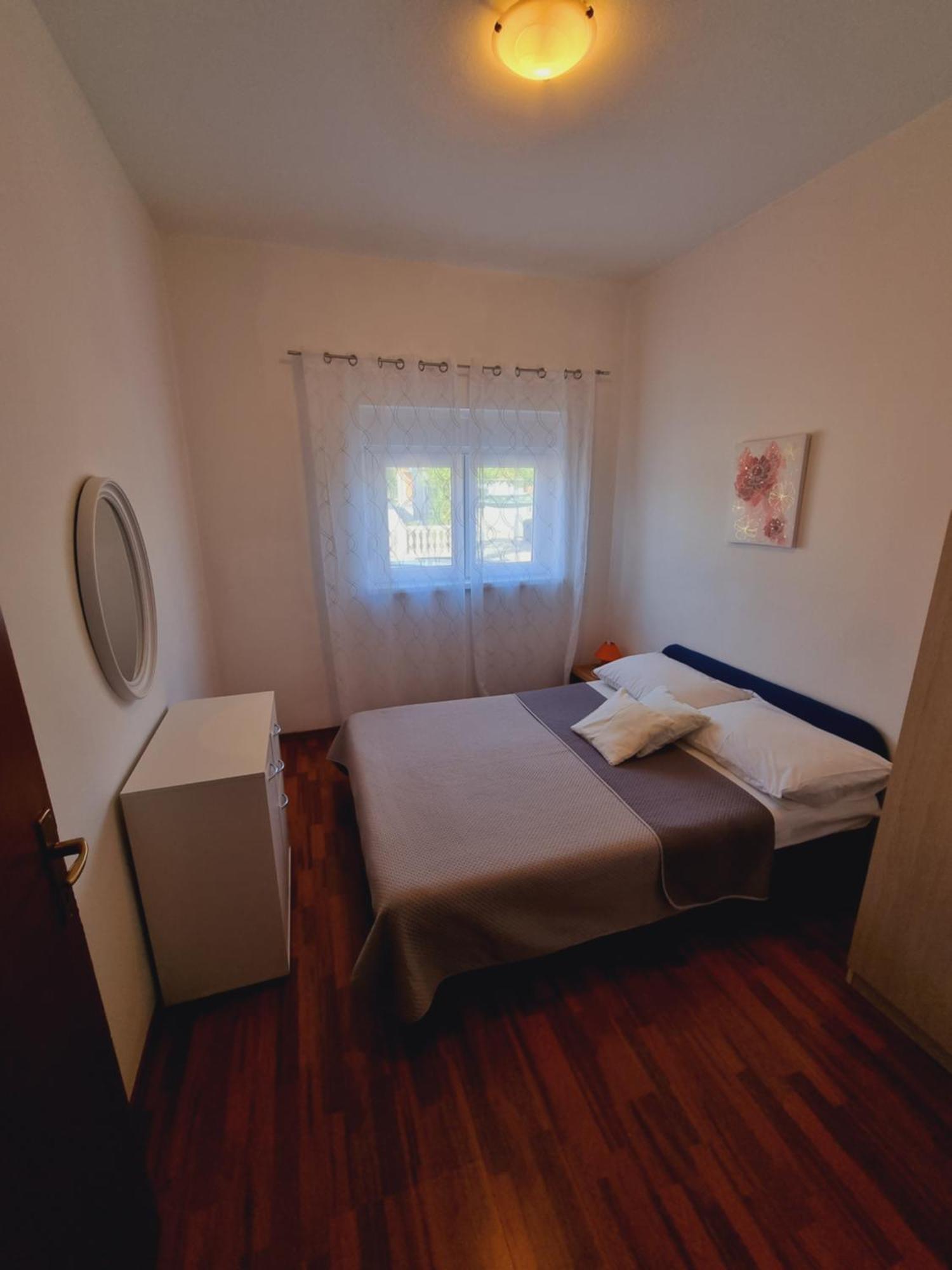 Apartments Lili Biograd Na Moru Room photo